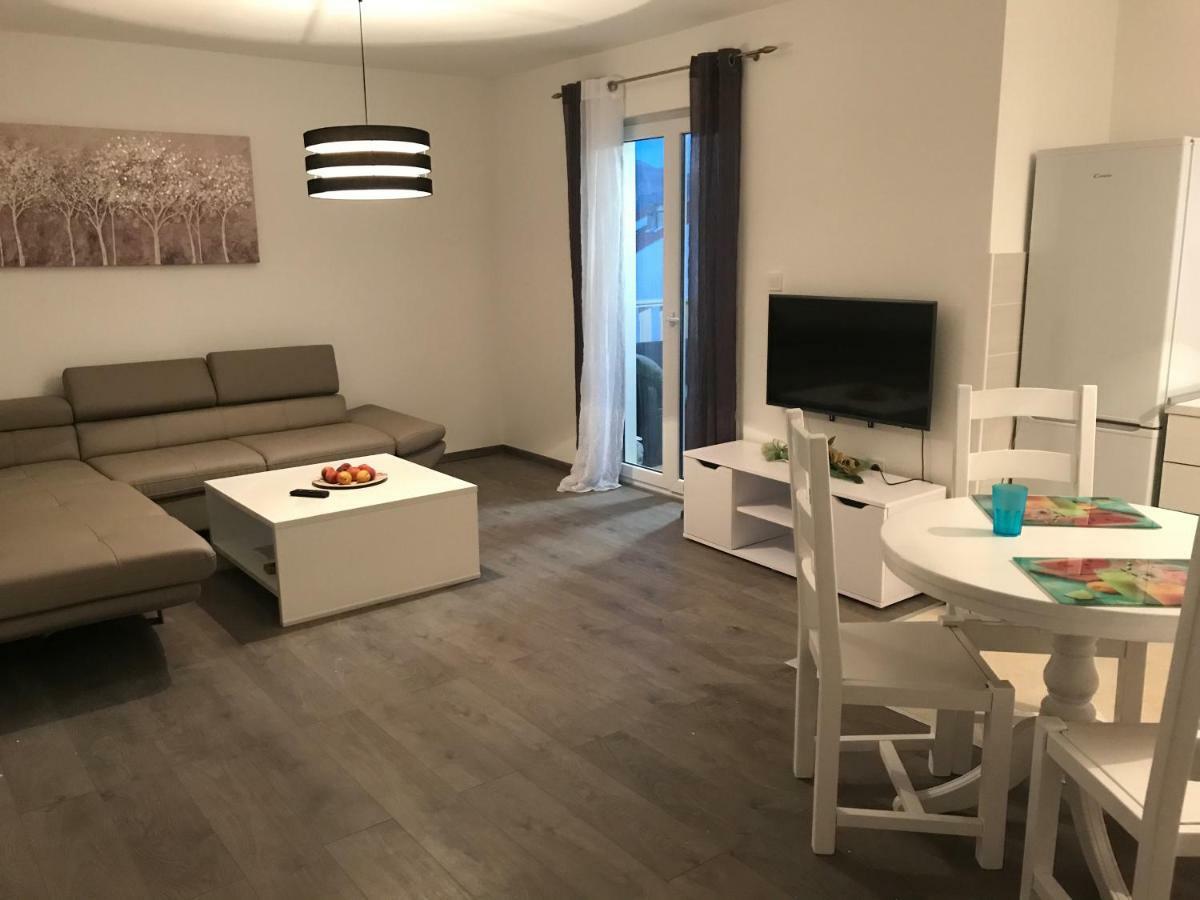 Apartments M&E Mokošica Dış mekan fotoğraf